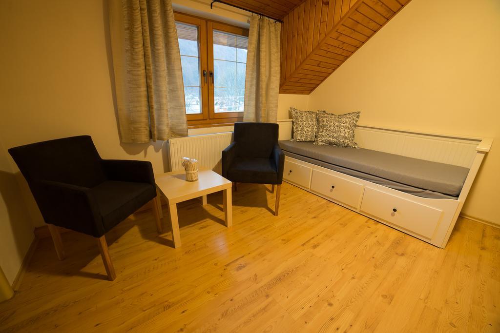 Holiday Home Skalka Mýto pod Ďumbierom Esterno foto