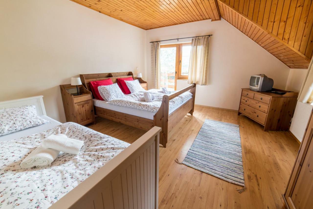 Holiday Home Skalka Mýto pod Ďumbierom Esterno foto